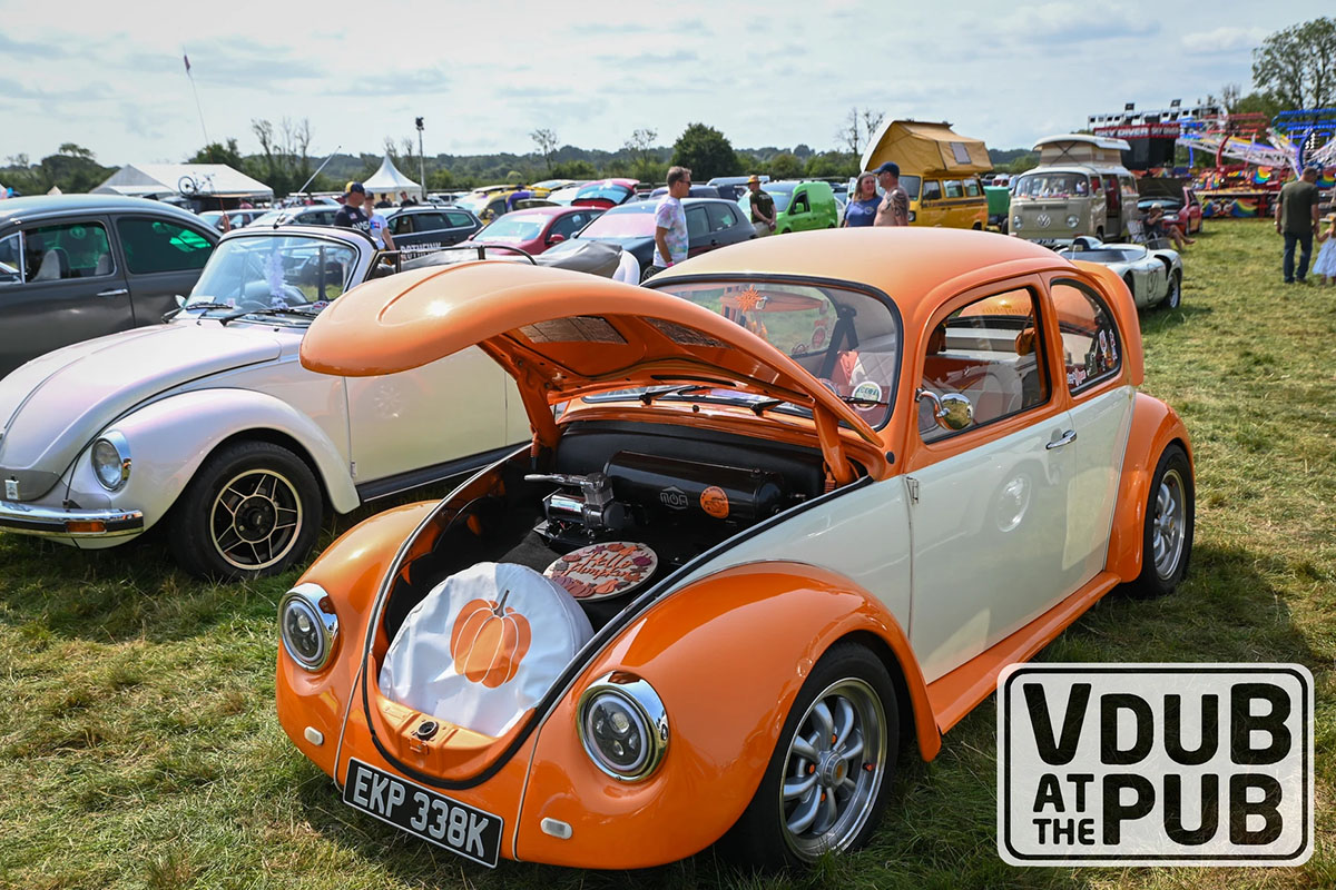 Vdub at the Pub 2025 Glamping with Honeybells